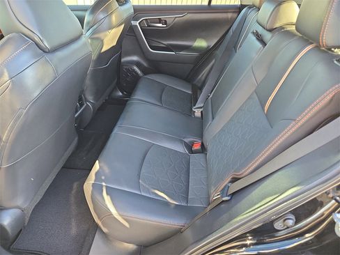 Used 2019 Toyota RAV4 Adventure image 17