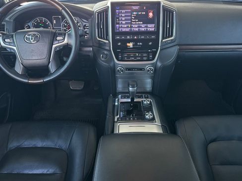 Used 2020 Toyota Land Cruiser Heritage Edition AWD/4WD image 15