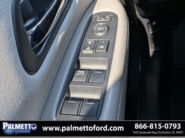 Used 2016 Honda HR-V LX image 23