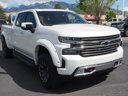 Used 2020 Chevrolet Silverado 1500 High Country w/ LPO, Dark Essentials Package AWD/4WD image 3
