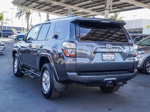 Used 2020 Toyota 4Runner SR5 image 7