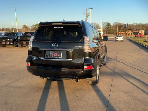 Used 2017 Lexus GX 460 image 7