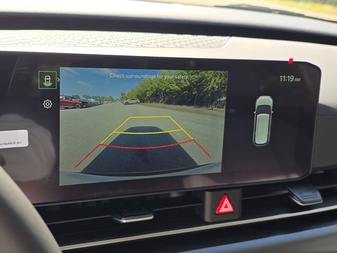 New 2026 Kia Carnival FWD image 24