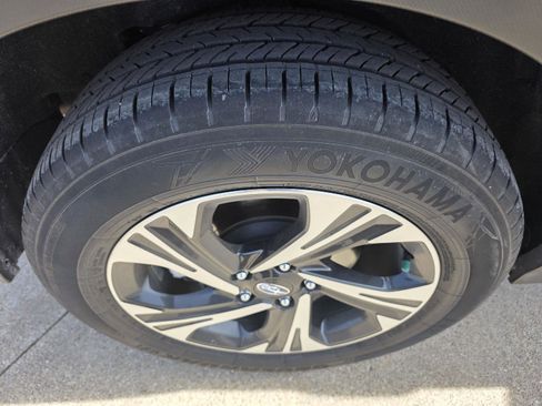 Used 2025 Subaru Crosstrek 2.0i Premium image 39