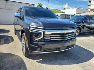 Used 2025 Chevrolet Suburban Premier w/ Sun And Tow Package RWD video 3