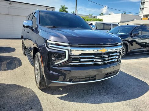 Used 2025 Chevrolet Suburban Premier w/ Sun And Tow Package RWD image 3