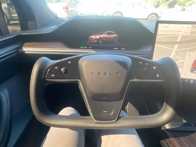 Used 2023 Tesla Model X AWD/4WD image 12