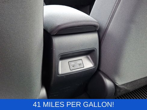 Used 2023 Toyota Corolla LE w/ LE Convenience Package FWD image 12