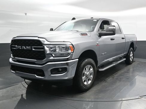 Used 2024 RAM 2500 Big Horn image 6