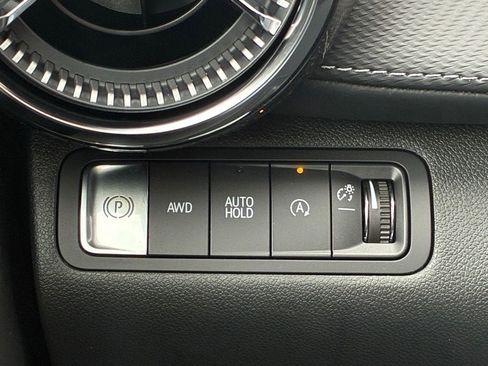 New 2026 Chevrolet Equinox LT w/ Convenience Package II image 18