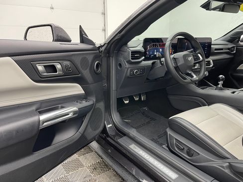 Used 2024 Ford Mustang GT Premium RWD image 18