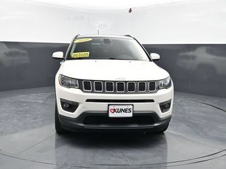 Used 2018 Jeep Compass Latitude w/ Cold Weather Group AWD/4WD video 2