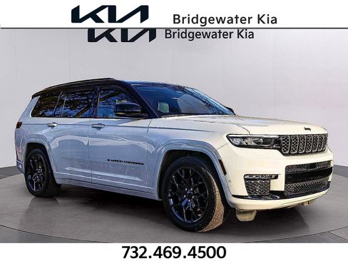 Used 2023 Jeep Grand Cherokee L Summit AWD/4WD image 1
