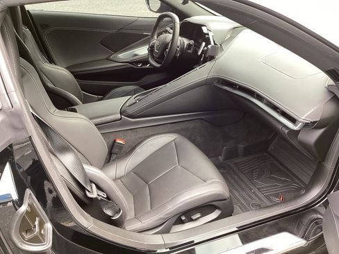 Used 2025 Chevrolet Corvette 1LT w/ Z51 Performance Package image 6