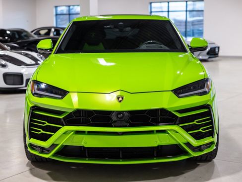 Used 2022 Lamborghini Urus image 11