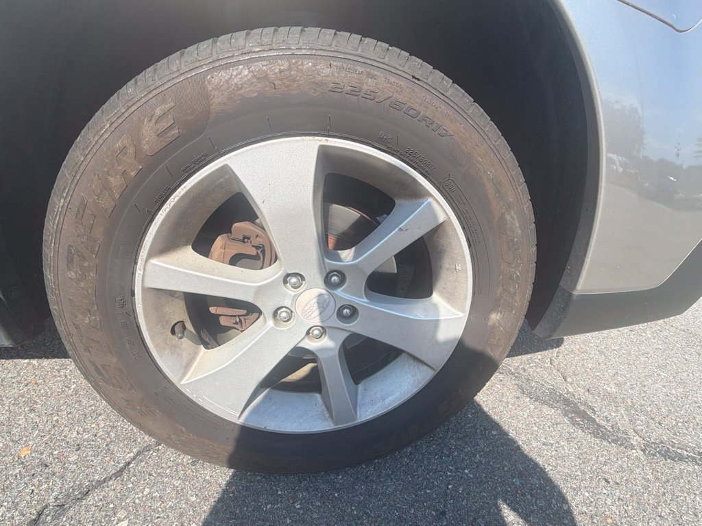 Used 2014 Subaru Outback 2.5i Premium AWD/4WD image 7