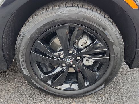 Used 2024 Buick Encore GX Sport Touring image 8