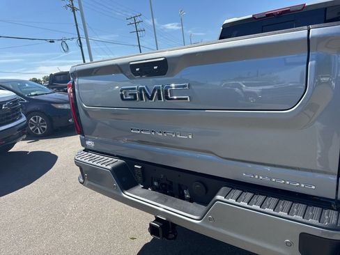 New 2026 GMC Sierra 2500 Denali Ultimate AWD/4WD image 36