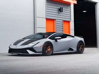 Used 2023 Lamborghini Huracan Tecnica