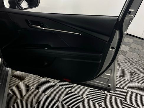 Used 2026 Toyota Camry LE image 33