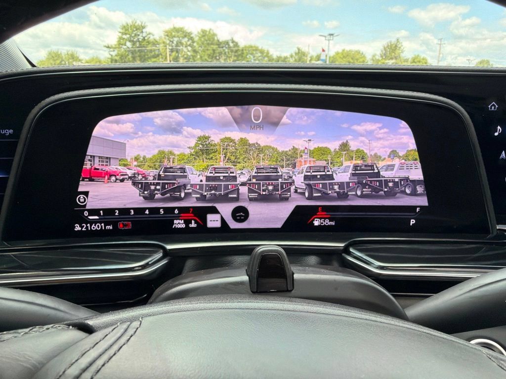 Used 2024 Cadillac Escalade ESV V AWD/4WD image 50