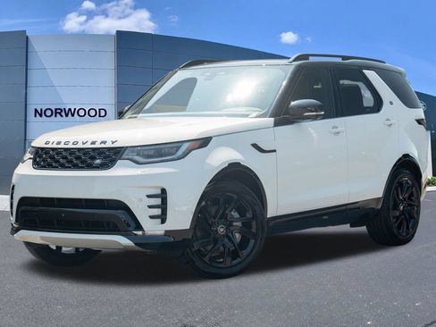 Used 2025 Land Rover Discovery Dynamic SE AWD/4WD image 1
