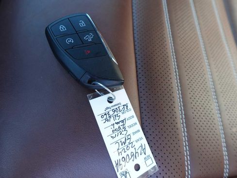Used 2024 GMC Sierra 2500 Denali Ultimate AWD/4WD image 41