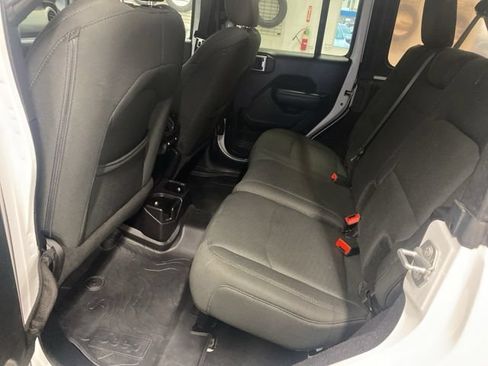 Used 2018 Jeep Wrangler Unlimited Sport S AWD/4WD image 26