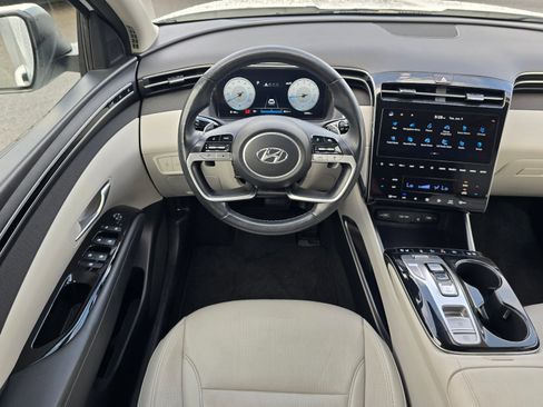 Certified 2024 Hyundai Tucson Limited FWD image 13