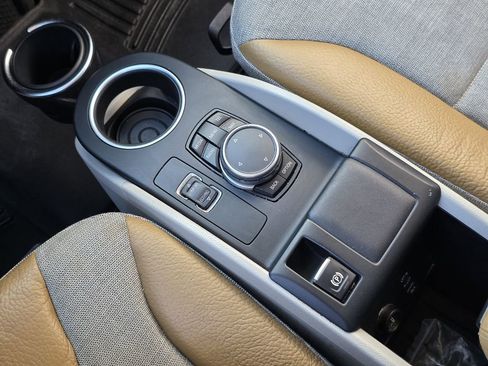 Used 2015 BMW i3 w/ Range Extender image 18