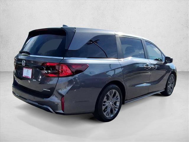 Certified 2026 Honda Odyssey Touring image 5