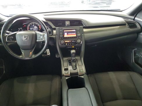 Used 2018 Honda Civic Sport image 12