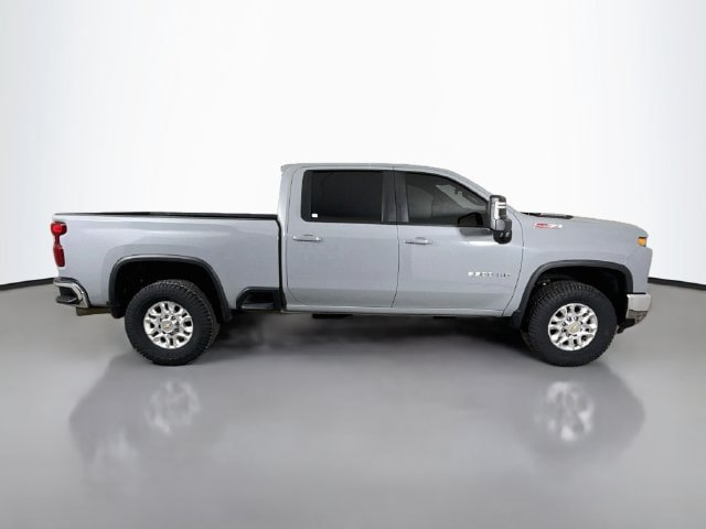 Used 2024 Chevrolet Silverado 3500 LT w/ Convenience Package AWD/4WD image 9