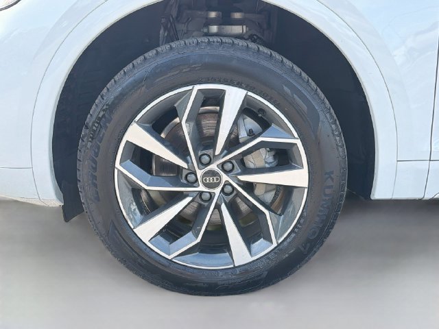 Used 2023 Audi Q5 2.0T Premium w/ Convenience Package AWD/4WD image 42