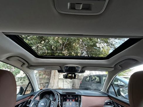 Certified 2025 Subaru Outback Touring AWD/4WD image 11