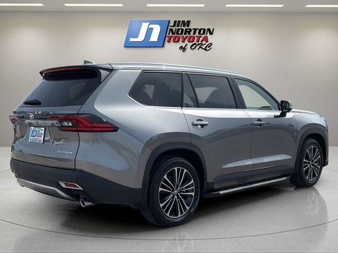 Used 2025 Toyota Grand Highlander AWD Hybrid image 5