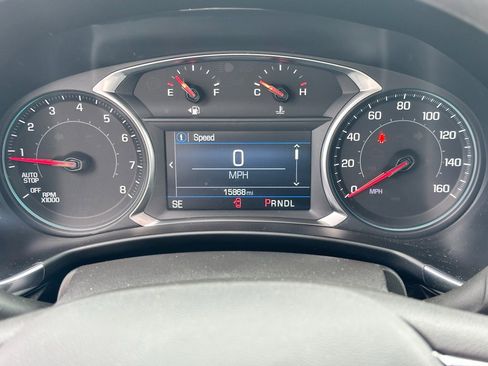 Used 2024 Chevrolet Equinox LT image 10