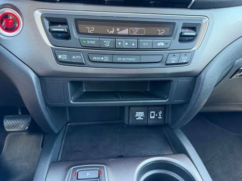 Certified 2023 Honda Ridgeline Sport image 18