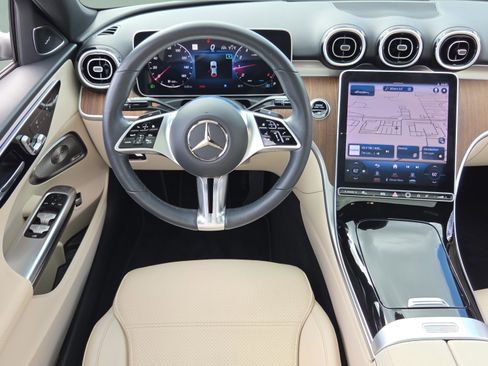 Used 2023 Mercedes-Benz C 300 Sedan image 14