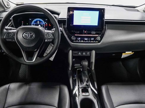 New 2025 Toyota Corolla Cross XLE image 15