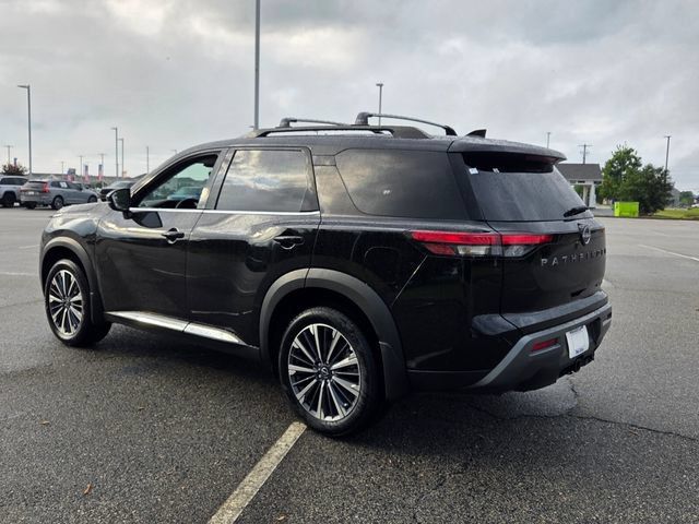 New 2026 Nissan Pathfinder Platinum FWD image 10