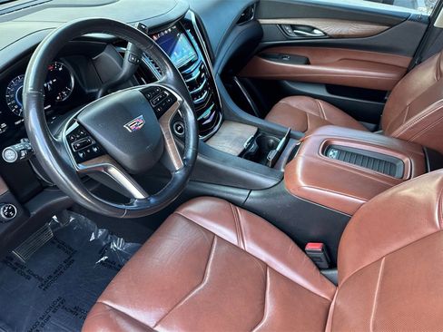 Used 2016 Cadillac Escalade Premium image 9