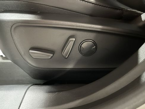 Used 2023 Ford Escape ST-Line Select w/ Tech Pack #2 image 10