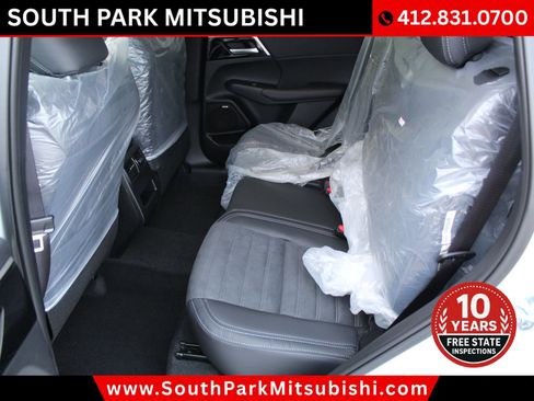 New 2026 Mitsubishi Outlander AWD image 13