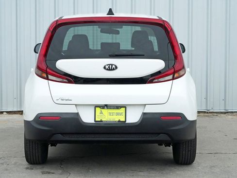Used 2020 Kia Soul LX image 41