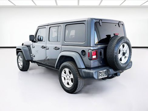 Used 2018 Jeep Wrangler Unlimited Sport S image 6
