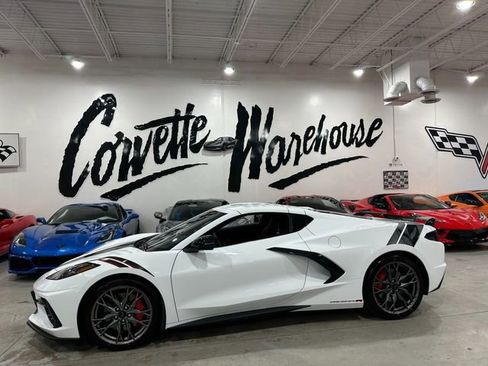 Used 2024 Chevrolet Corvette Stingray Preferred Cpe w/ Z51 Performance Package image 28