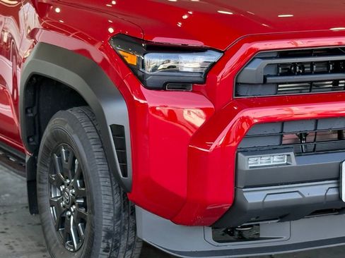 New 2026 Toyota 4Runner SR5 image 8