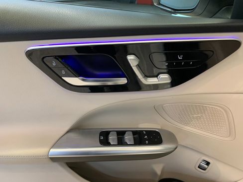 Used 2022 Mercedes-Benz C 300 4MATIC Sedan image 15