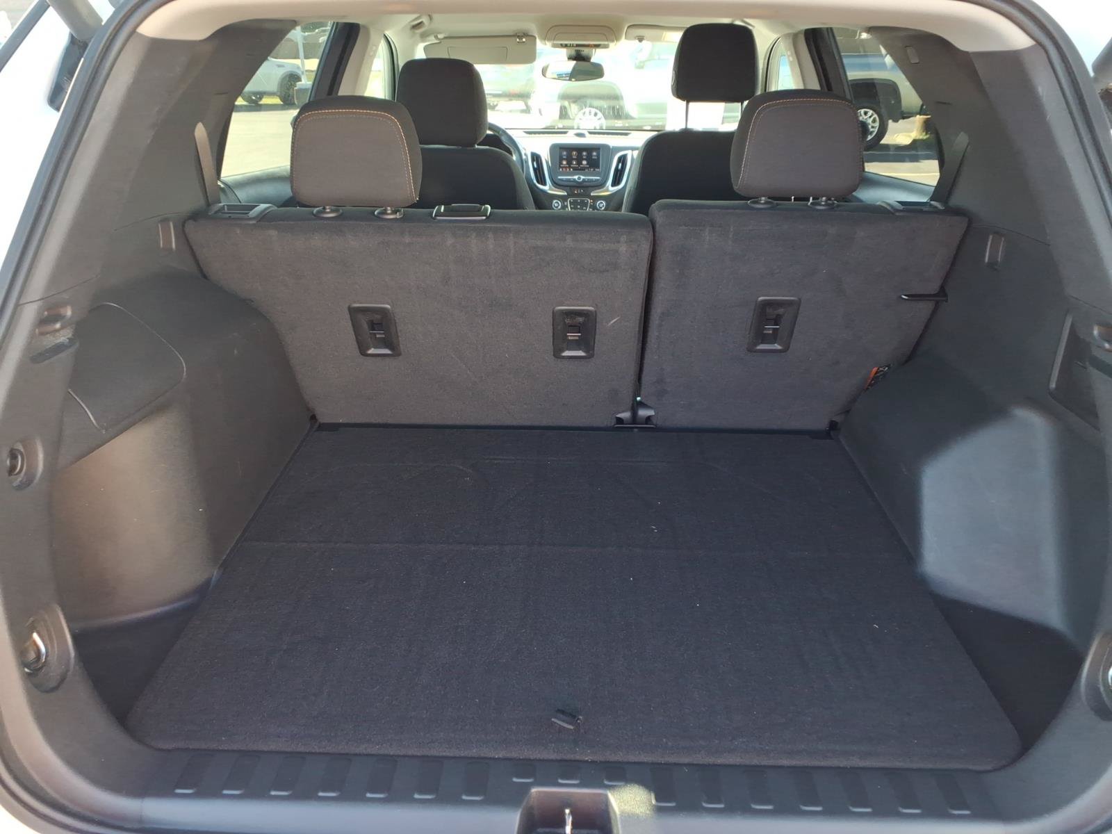 Used 2023 Chevrolet Equinox LT FWD image 29